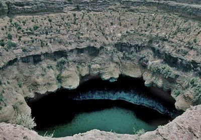 انتشال غريق من بركة "حرضة دمت" في إب