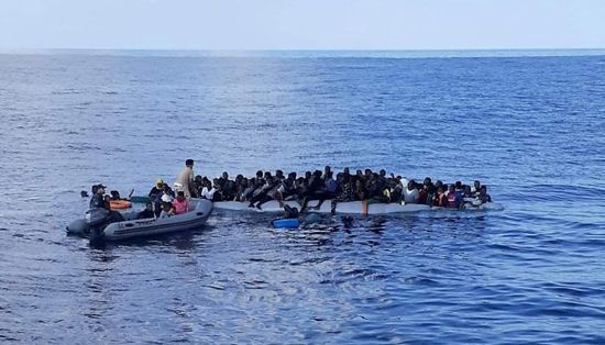 منظمة ألمانية تنقذ 147 مهاجرًا غير شرعيًا قبالة السواحل الليبية