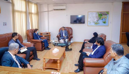 لملس يطلع على تدخلات مفوضية حقوق الإنسان بعدن