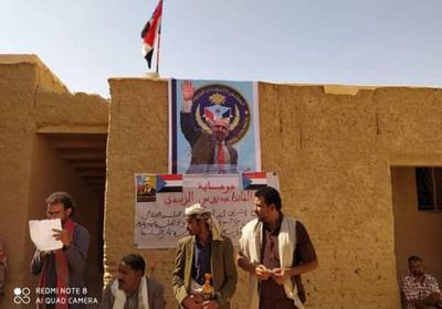 برعاية الزُبيدي.. انتقالي دهر يُكرم أوائل الطلاب (صور)  