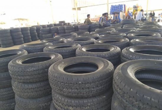 منفذ الوديعة يرفض شحنة إطارات سيارات منتهية الصلاحية