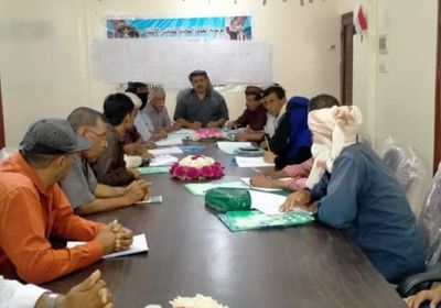 رئيس انتقالي لحج: حريصون على تطوير خبرات كوادرنا