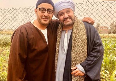 إدوارد يهنئ أحمد السقا بعيد ميلاده (فيديو)