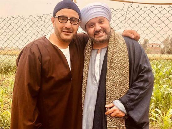 إدوارد يهنئ أحمد السقا بعيد ميلاده (فيديو)