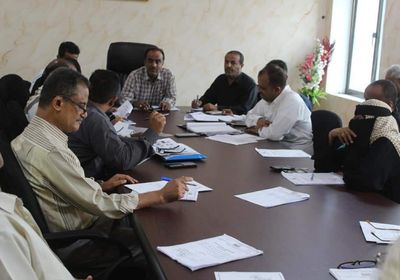 توجيهات بتحسين الخدمات والمرافق في خورمكسر