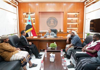 الخُبجي يدعو نشطاء حضرموت لتعزيز اللحمة الوطنية