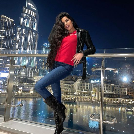 لاميتا فرنجية تستمتع بعطلتها في دبي (صور)