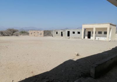 بناء فصلين دراسيين جديدين بردفان