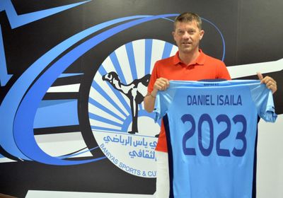 بني ياس يجدد عقد مدربه ايسيلا