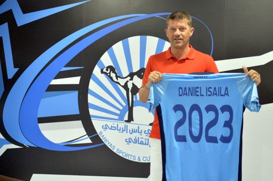 بني ياس يجدد عقد مدربه ايسيلا