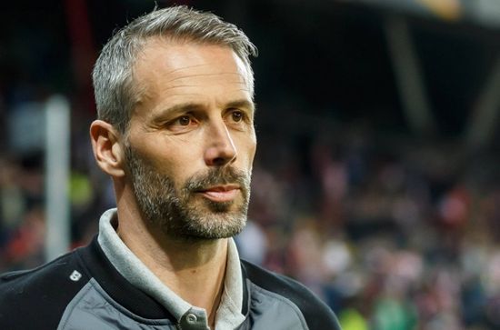 مدرب مونشنجلادباخ يعترف بصعوبة وضعه بعد إعلان انتقاله لتدريب دورتموند