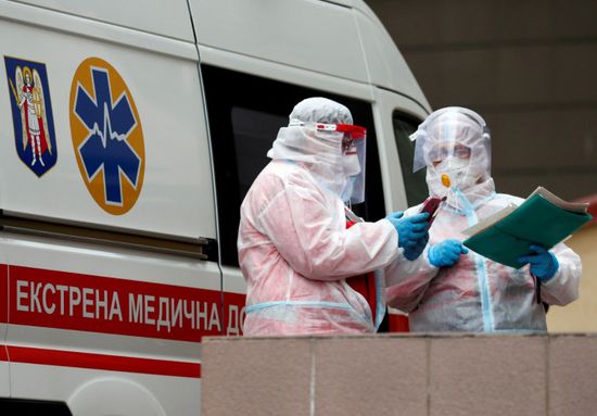 أوكرانيا تُسجل 194 وفيات و10057 إصابة جديدة بكورونا