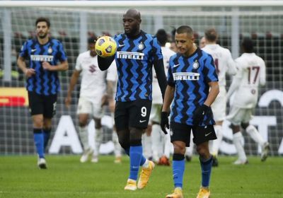 إنتر ميلان يخطف فوزًا  ثمينًا من بارما