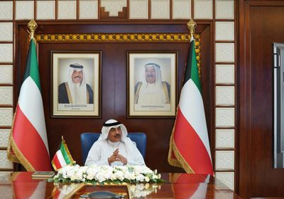  الكويت تفرض حظر تجول جزئي لمدة شهر