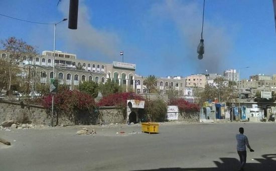 تجدد قصف مليشيا الحوثي على مستشفى الثورة بتعز