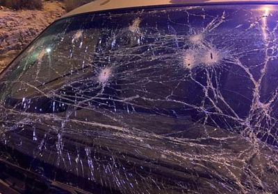 مصابان بشظايا مُسيرة حوثية أسقطتها دفاعات التحالف