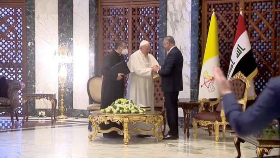 شعار البابا إلى العراق رمز للتسامح والإنسانية.. ‏"أنتم جميعكم إخوة" ‏