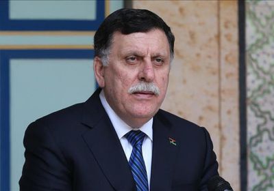 السراج يعتزم إصدار بيان يشترط فيه تسليم السلطة