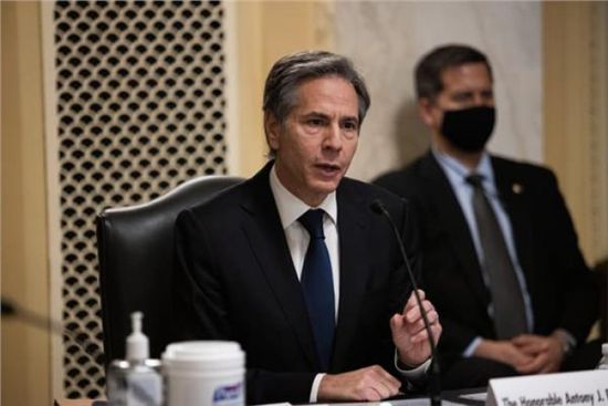 لهذا السبب.. أمريكا تفرض عقوبات على ملياردير أوكراني