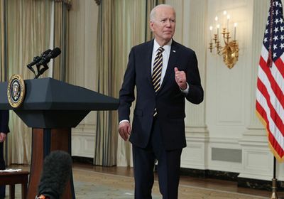 الشرق الأوسط: مطالب الضغط على الحوثيين تُحاصر بايدن