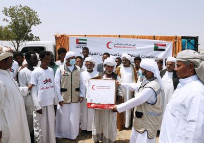  الهلال الأحمر الإماراتي يقدم المزيد من الإغاثة لمتضرري السيول بالسودان