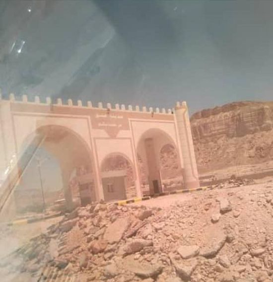 إخوان شبوة يرممون بوابة عتق الشرقية بـ 180 مليون ريال