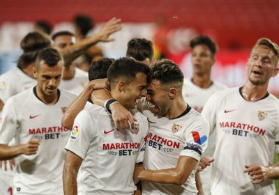 إلتشي يصدم أشبيلية وبلد الوليد يستعيد انتصاراته في الدوري الإسباني