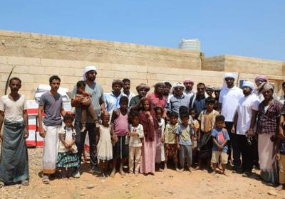 80 أسرة تتلقى مساعدات من "خليفة الإنسانية" بسقطرى