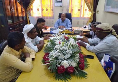 بمشاركة الانتقالي.. لقاء يناقش أزمات مزارعي غيل باوزير