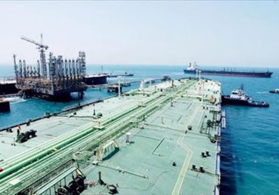 الطاقة السعودية: استهداف ميناء رأس تنورة بمُسيرة قادمة من البحر