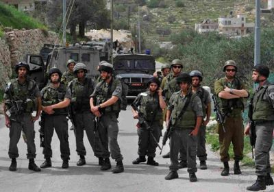  الاحتلال الإسرائيلي يعتقل أربعة مواطنين فلسطينيين