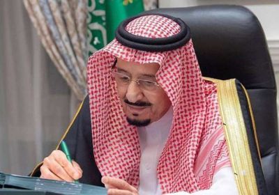 خادم الحرمين يوافق على مبادرات تحفيزية للعاملين بـ"الحج والعمرة"