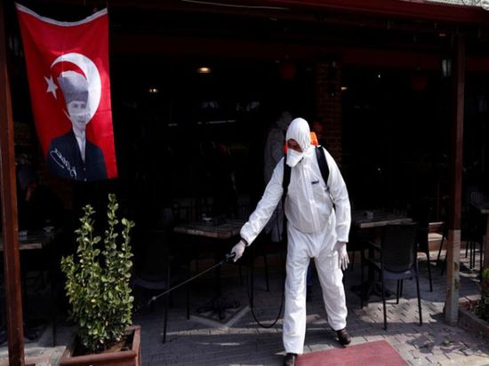 كورونا.. تركيا تسجل 13215 إصابة و64 وفاة