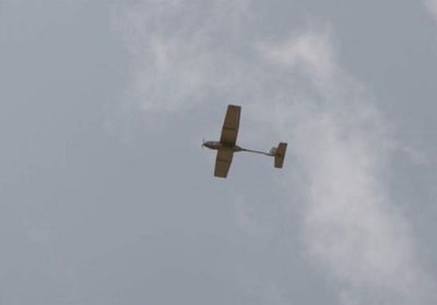 قبل وصولها خميس مشيط... التحالف يدمّر طائرة حوثية مفخخة