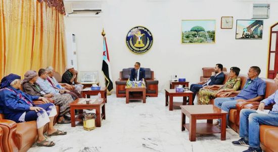 "الانتقالي" يبحث استرداد حقوق "المسرحين قسرًا"