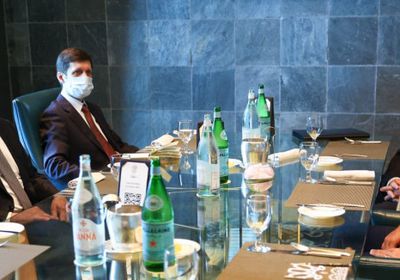 الحريري يلتقي لافروف في أبوظبي (تفاصيل)