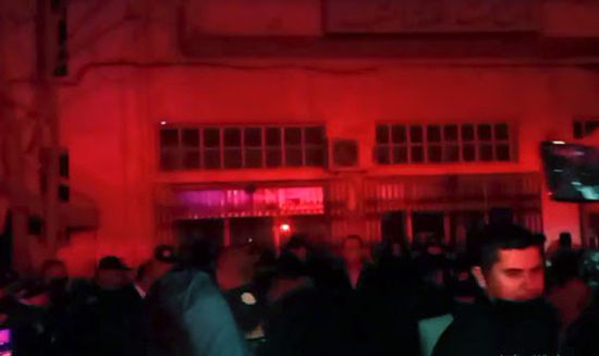 الأمن التونسي يفض اعتصام "الدستوري الحر" بالقوة