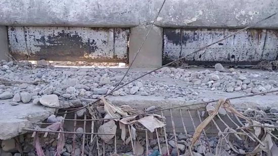 تصدعات سد باتيس تهدد موسم الزراعات الصيفية بأبين