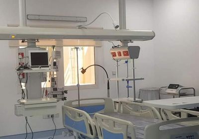 تجهيزات إماراتية لتطوير العناية المركزة بمستشفى خليفة في سقطرى