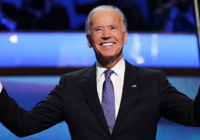 بايدن يخصص 130 مليار دولار للمدارس لفتح أبوابها