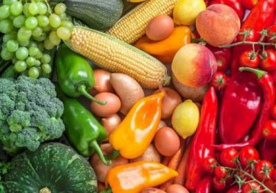 استقرار أسعار الخضروات والفواكه بأسواق عدن اليوم الجمعة