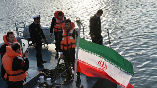 صحيفة أمريكية تكشف استهداف إسرائيل لسفن إيرانية