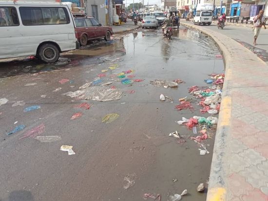  أزمة صرف صحي.. إهمال الإخوان يطفح في وجه مواطني أبين