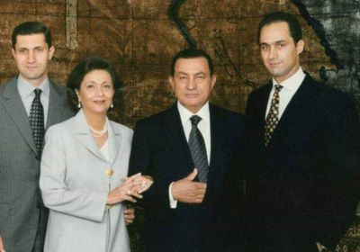  الاتحاد الأوروبي يقرر رفع العقوبات عن عائلة مبارك