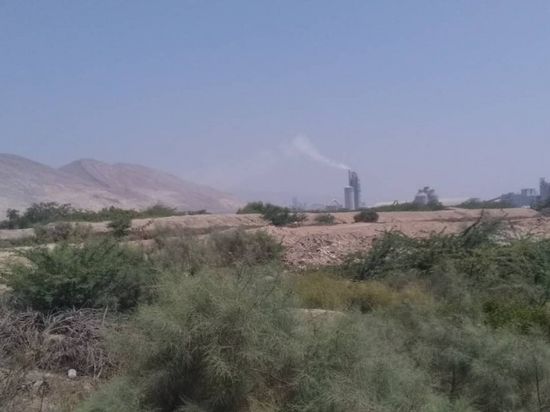 غازات مصنع للأسمنت في باتيس تُفزع الأهالي