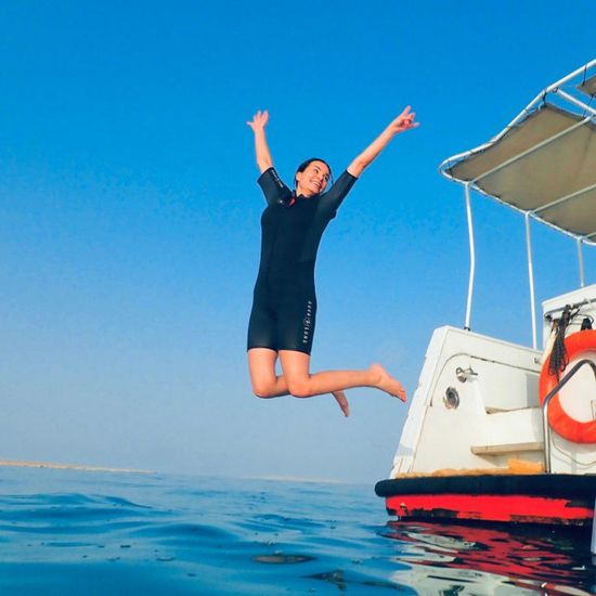 دومينيك حوراني تستمتع بإجازتها في الغردقة (فيديو)