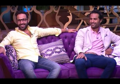 أحمد فهمي يهنئ شقيقه كريم على فيلم "ديدو"