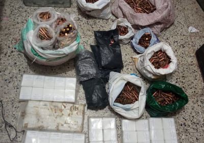 مصادرة شحنة ذخائر بنقطة العلم وضبط المُهرب