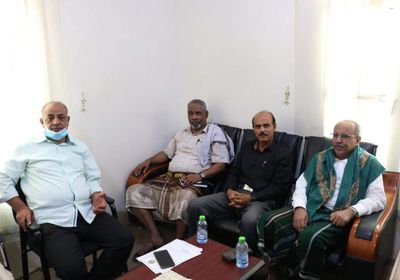 "الانتقالي" يحذر من تباطؤ الحكومة بمعالجة أزمتي الاقتصاد والخدمات