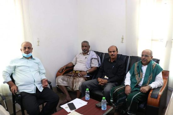 "الانتقالي" يحذر من تباطؤ الحكومة بمعالجة أزمتي الاقتصاد والخدمات